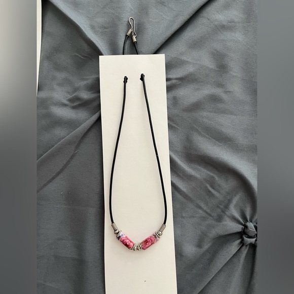 Assorted necklaces - Picture 5 of 7